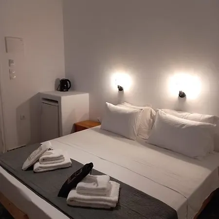 Naxos Beachwalk Apartment *